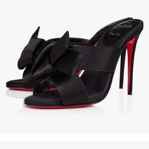 Christian Louboutin Matricia 100 Crepe Satin Black Mule Heels Size 40.5